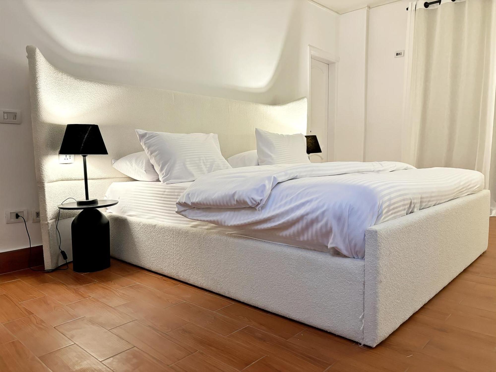 3br Exclusive Bliss Zamalek Island Cairo