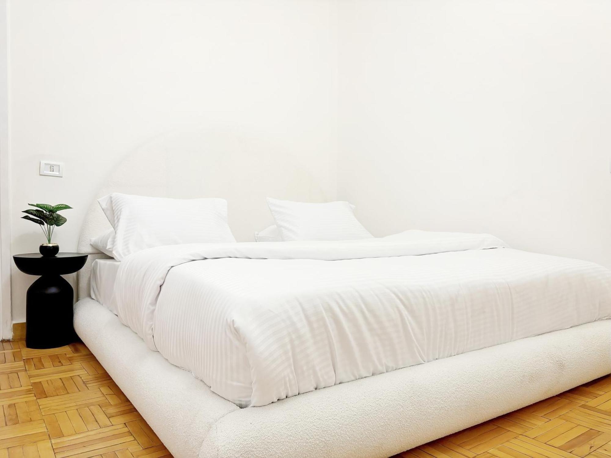 3br Exclusive Bliss Zamalek Island Cairo